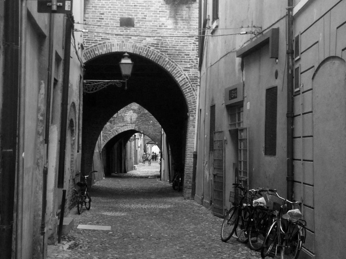 Dietro Le Volte Ferrara Exterior photo